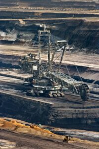 Photo showing a working mine.